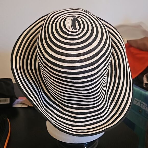 MAGID  HATS  STRIPE - Picture 2 of 5
